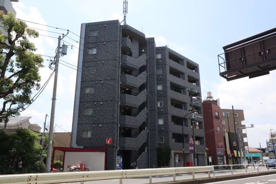 ティアラ目黒洗足の外観(東側から)