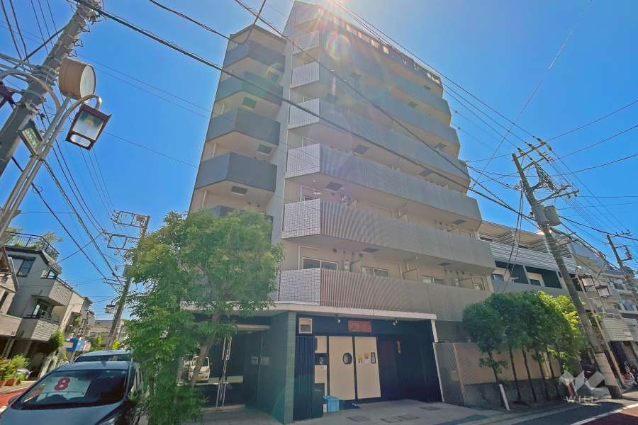 プレミアムキューブ大岡山の外観（北西側から）