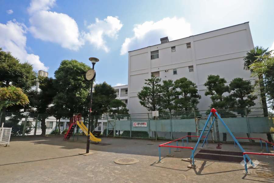 大岡山コーポラスの外観(南西側から)