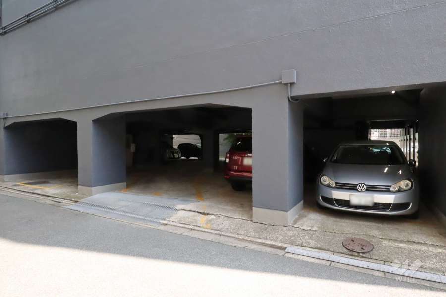 敷地内駐車場（屋内平面式）　