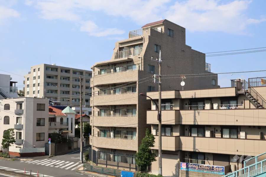 ステージグランデ田園調布の外観(西側から)