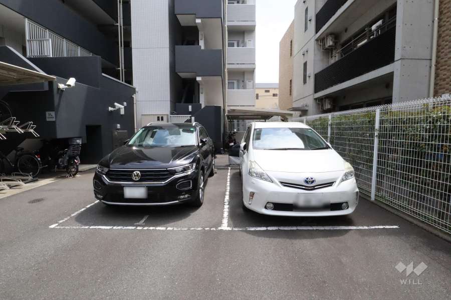 敷地内駐車場（屋外平面式）