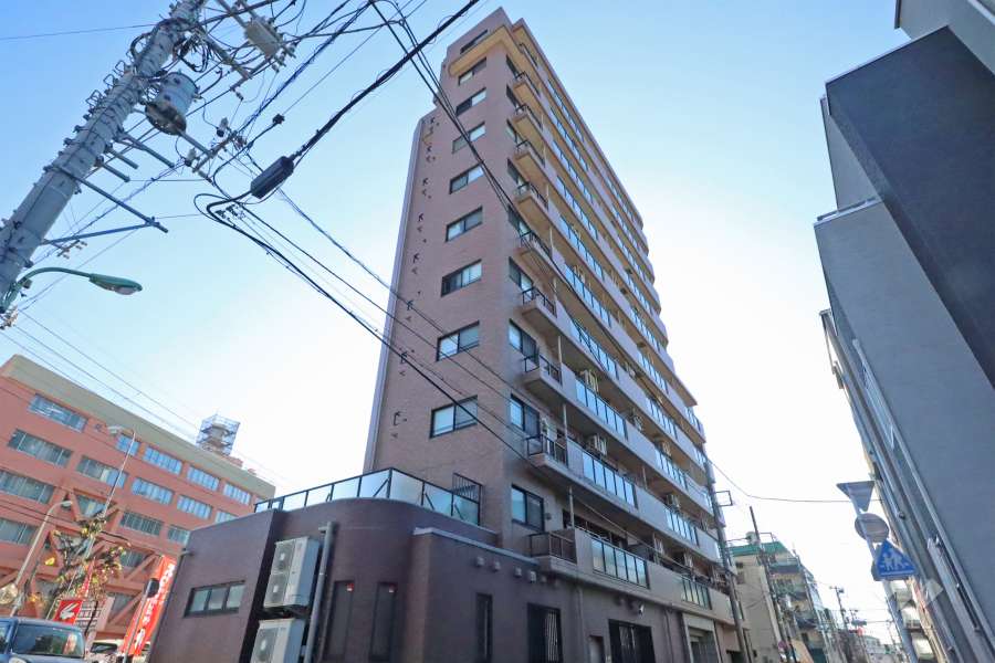 グランイーグル梅屋敷の外観（北西側から）