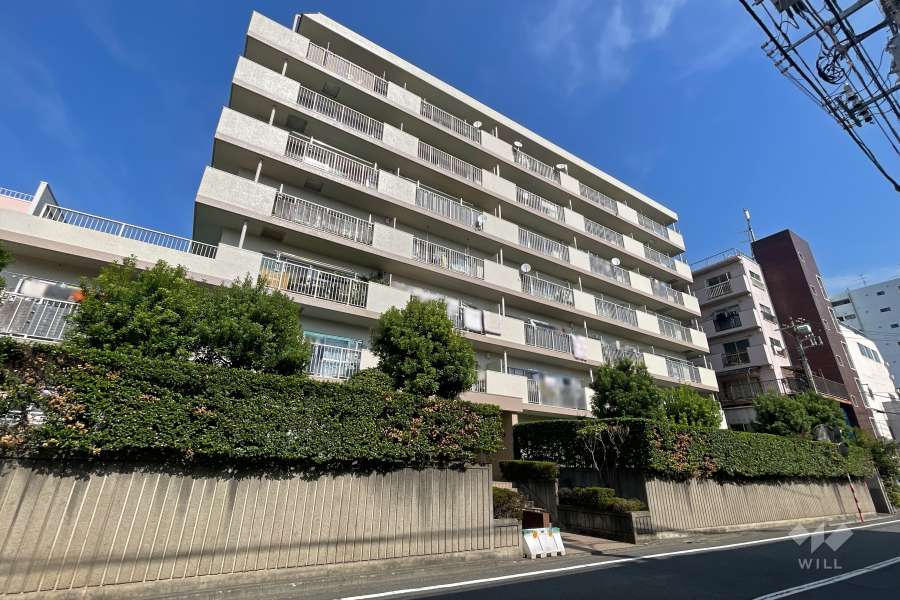 シャルマンコーポ梅屋敷の外観（南西側から）