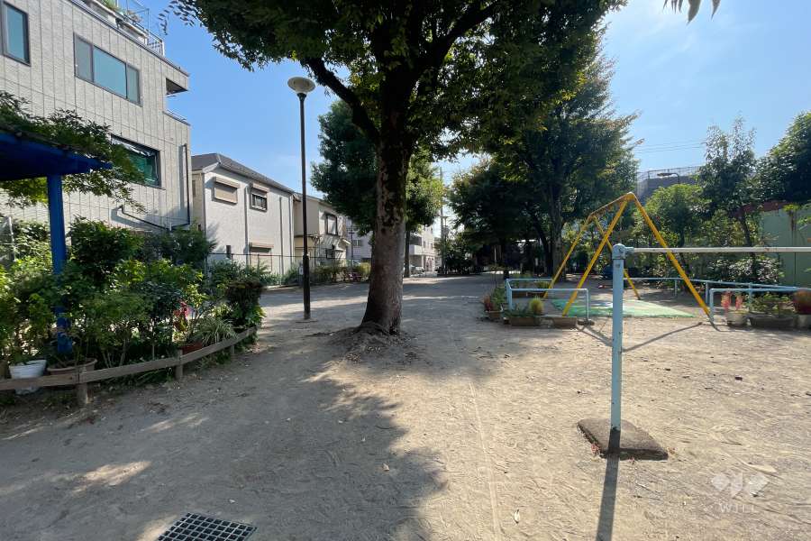 敷地東側にある『北糀谷第一公園』
