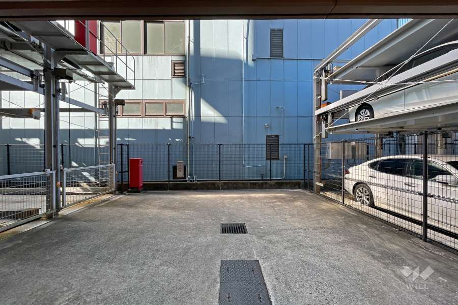 敷地内駐車場（屋外機械式）