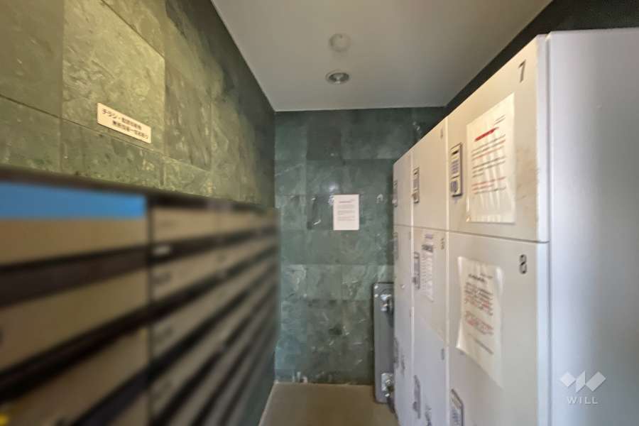 共用ポストと宅配ボックス