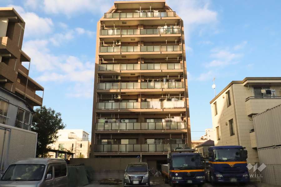 グランイーグル多摩川緑地11の外観（南側から）