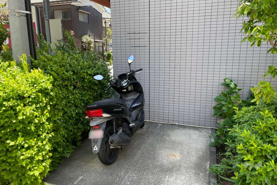 バイク置き場