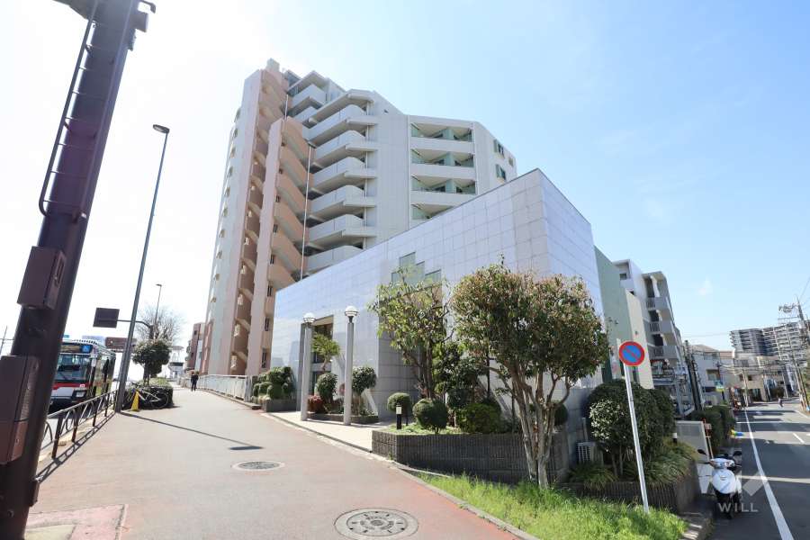 ジェイパーク多摩川リバージュの外観（北東側から）