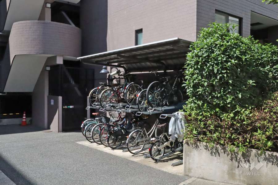 駐輪場（屋根付き）