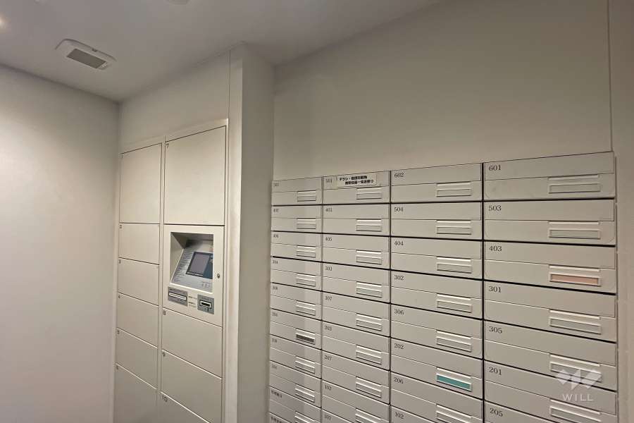 共用ポストと宅配ボックス
