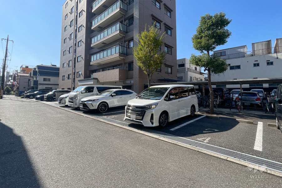 敷地内駐車場（屋外平面式）