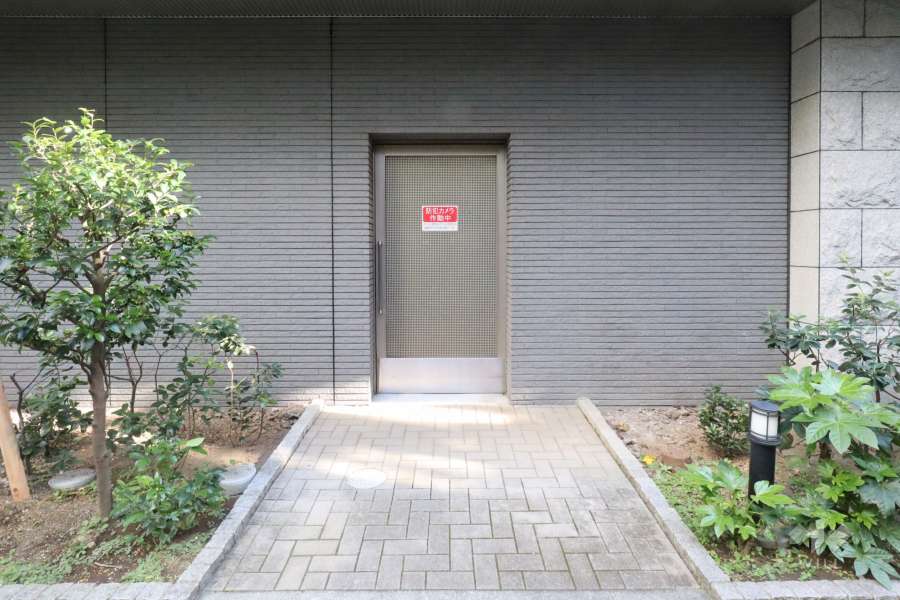 駐輪場の出入り口