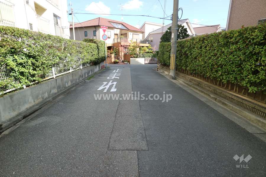 敷地の前面道路