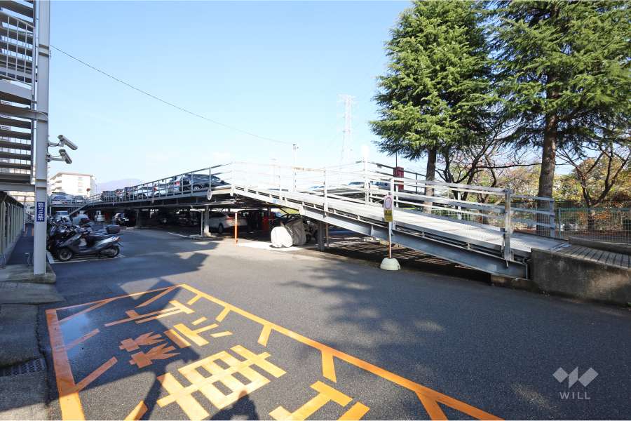 敷地内駐車場（屋内平面式・屋外平面式）
