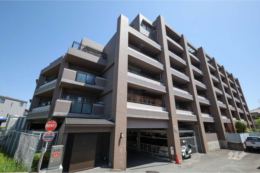 宝塚南雲雀丘ガーデンハウスの外観（北西側から）