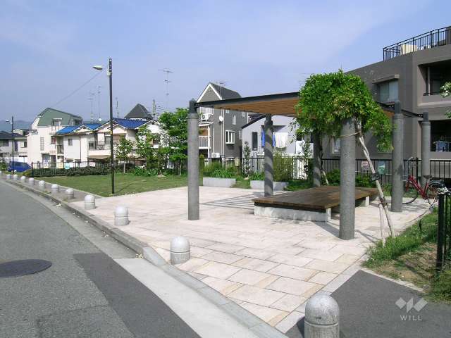 北側の隣接する公園