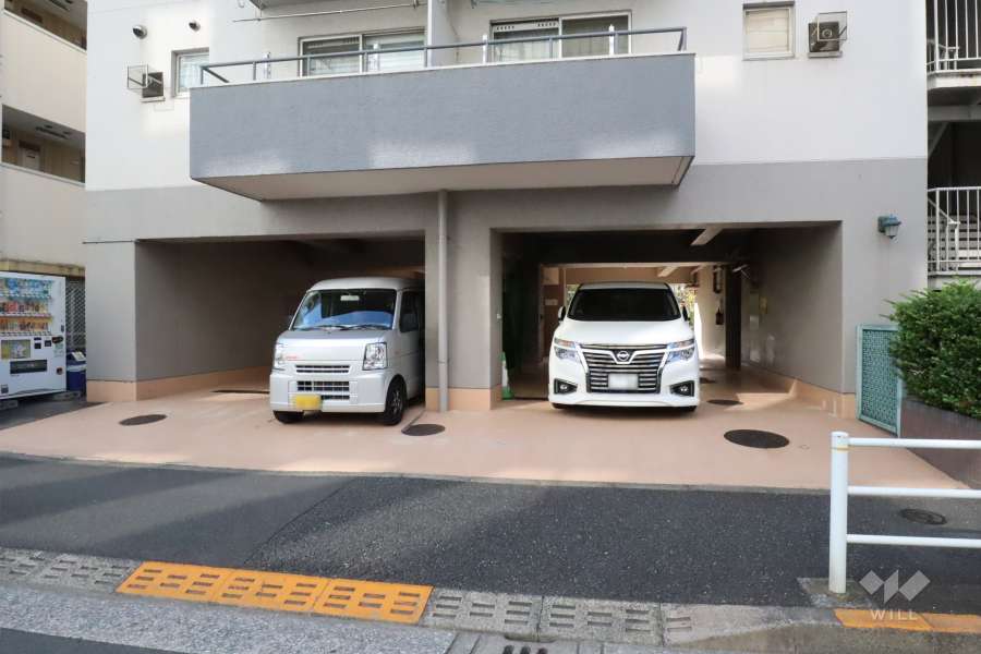 敷地内駐車場（屋内平面式）