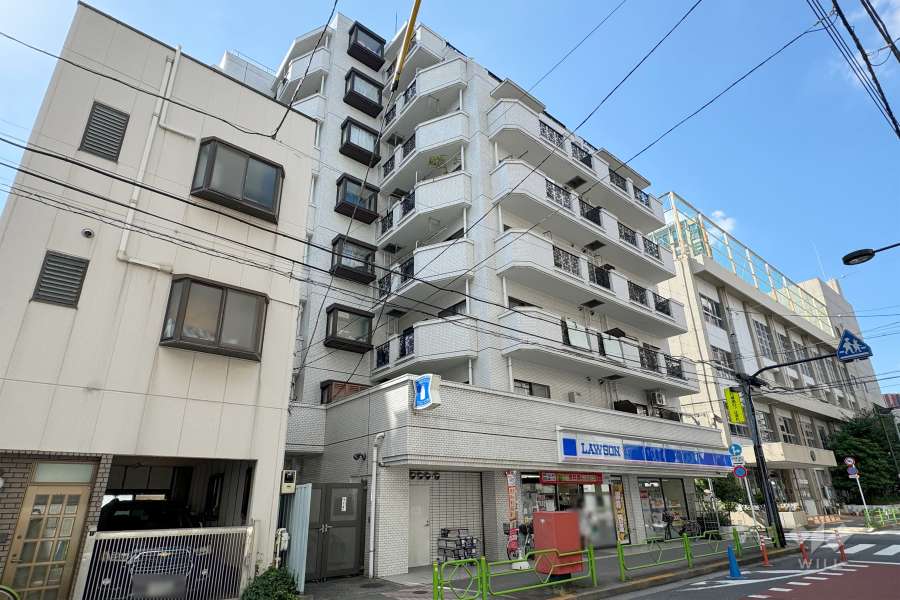 ワコー月島マンションの外観（東側から）