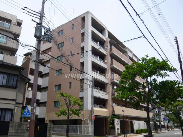 ユニーブル西宮の外観（南西側から）