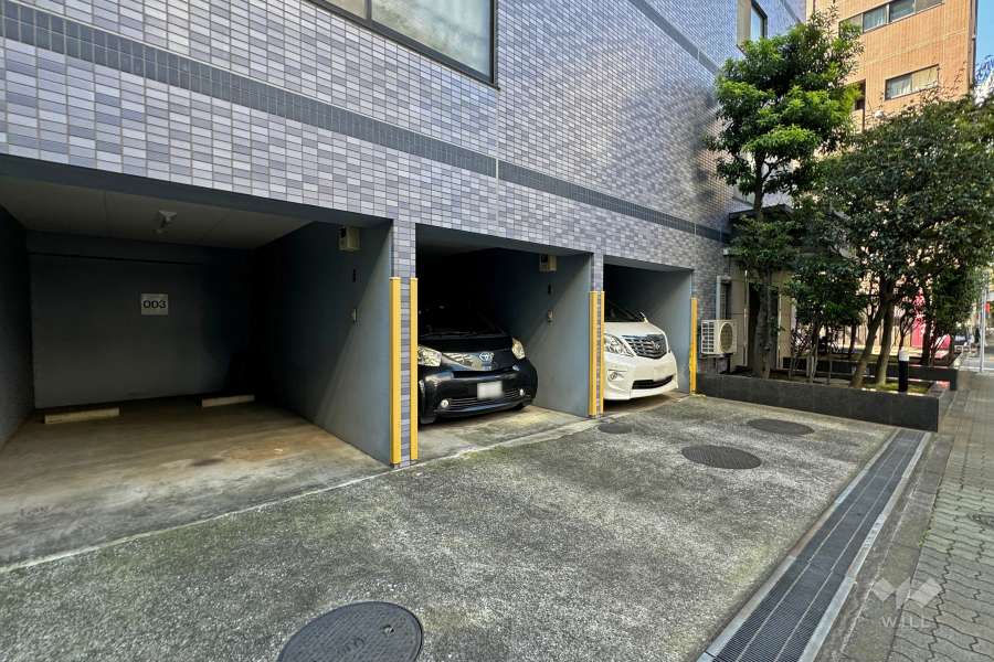 敷地内駐車場（屋内平面式）