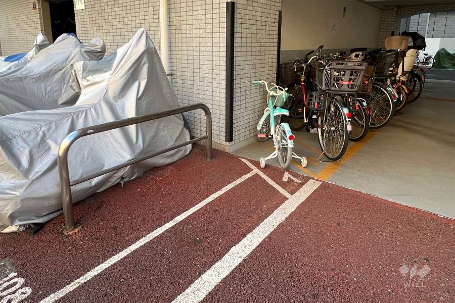 駐輪場・バイク置場　
