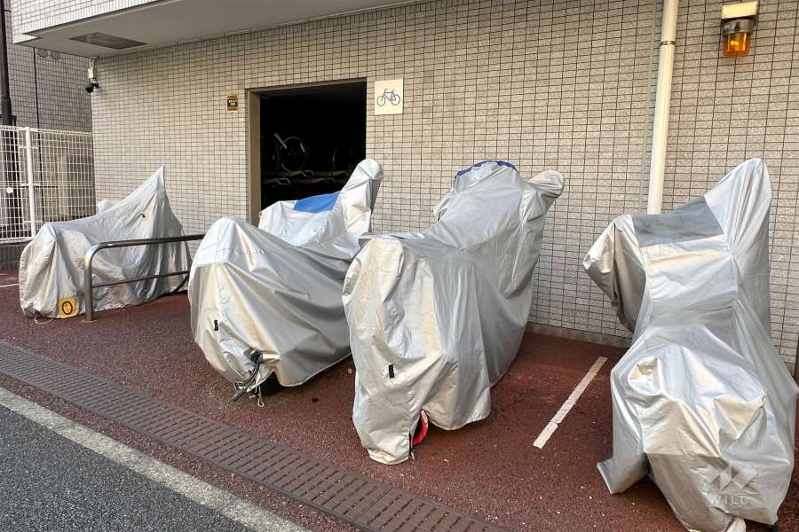 バイク置場　