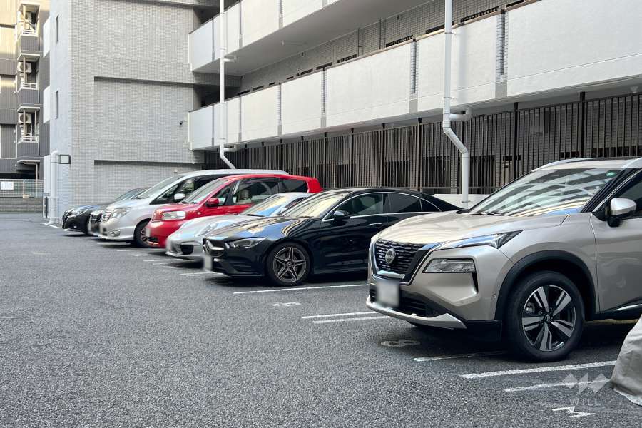 敷地内駐車場（屋外平面式）　