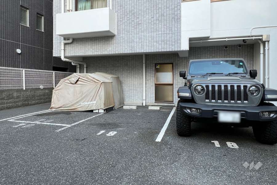 敷地内駐車場（屋外平面式）