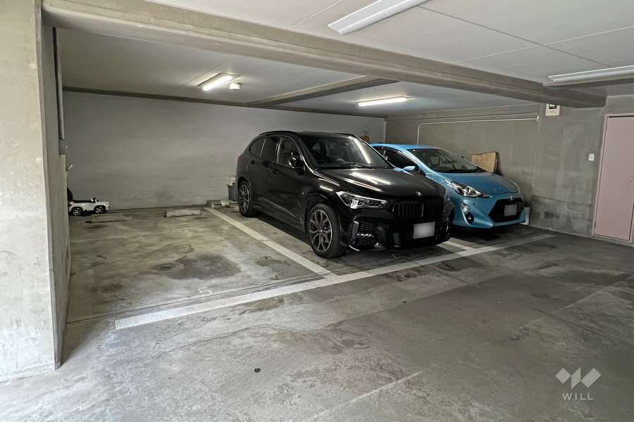 敷地内駐車場（屋内平面式）