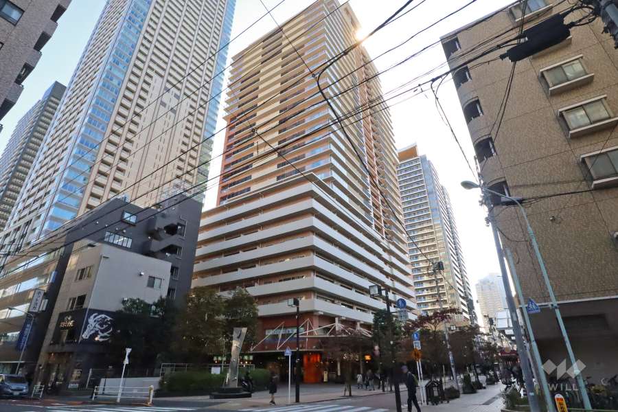 アイマークタワーの外観（北側から）
