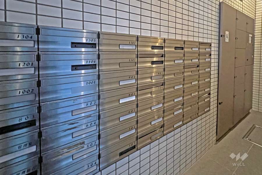 宅配ボックスと共用ポスト