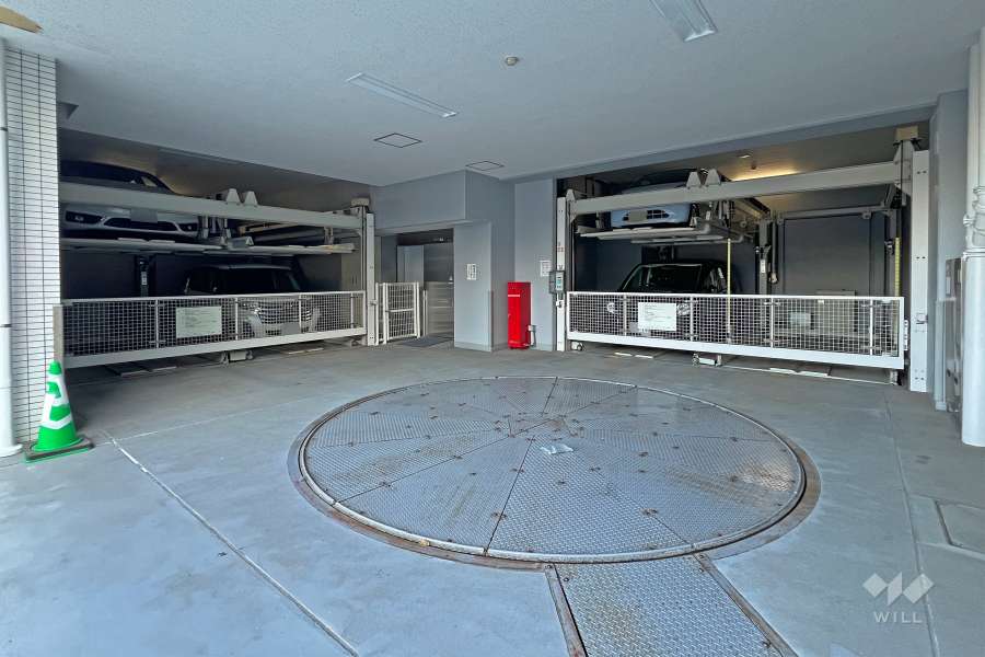 敷地内駐車場（屋内機械式）