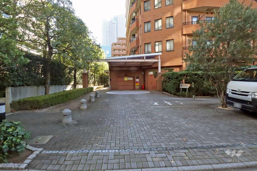 駐車場の出入り口