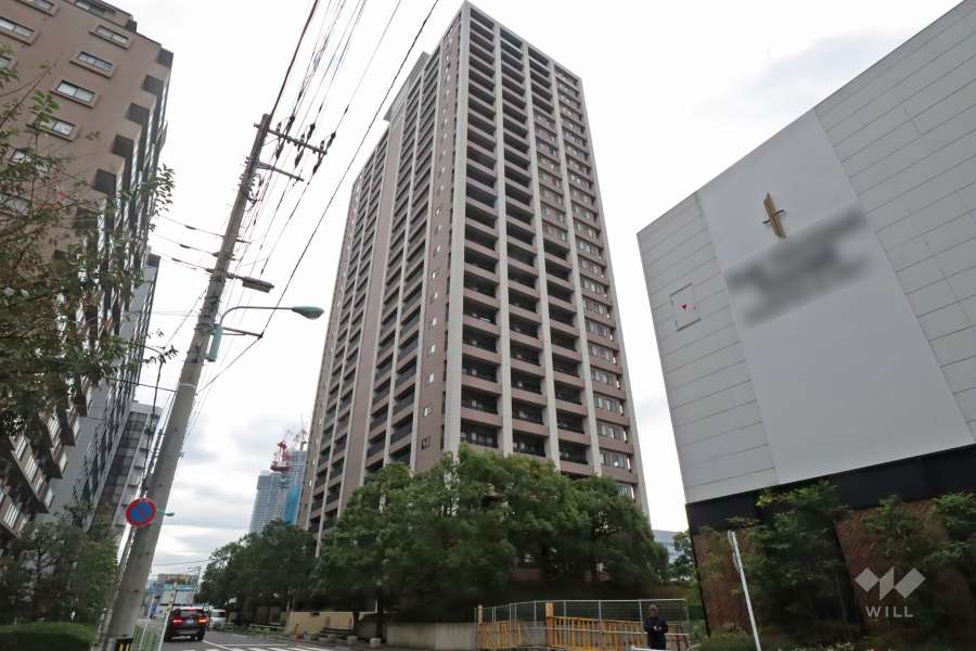 コスモ東京ベイタワーの外観（北側から）