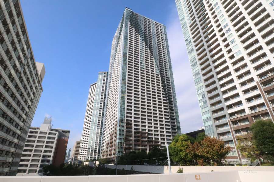 ザ・東京タワーズミッドタワーの外観（南東側から）