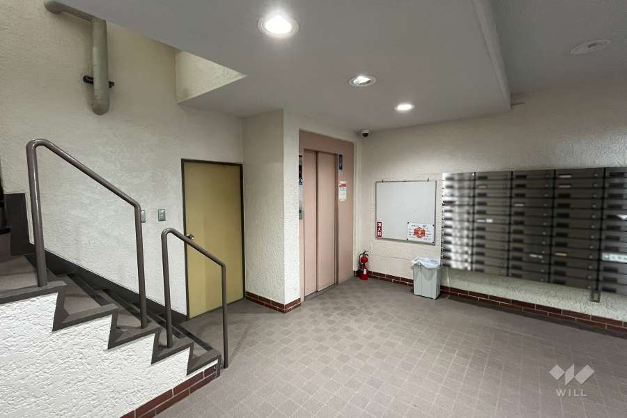 エントランスホール