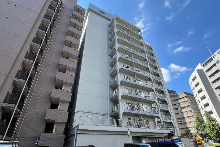 茅場町スカイハイツの外観（北東側から）　