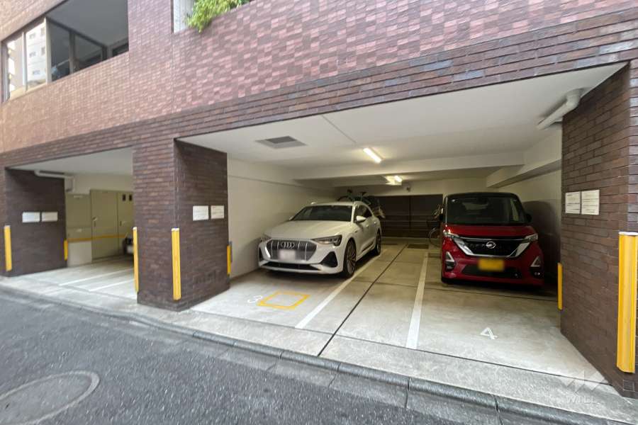 敷地内駐車場（屋内平面式）
