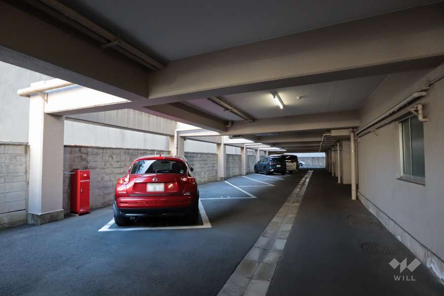 敷地内駐車場（屋内平面式）