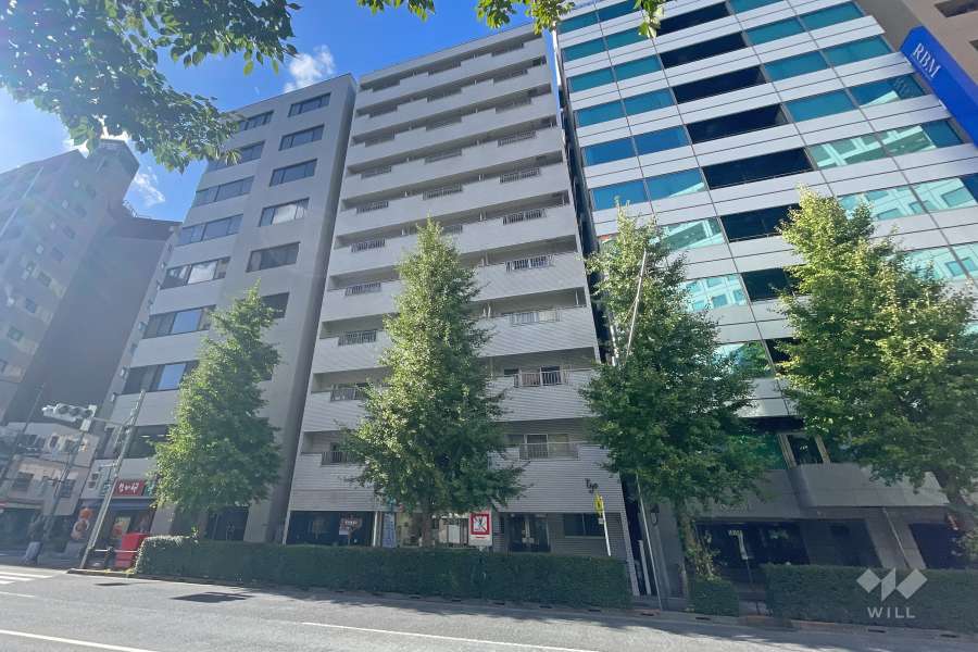 日興パレス日本橋の外観（南東側から）