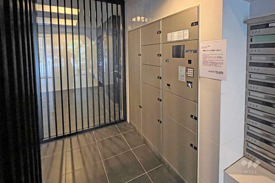 宅配ボックスと共用ポスト