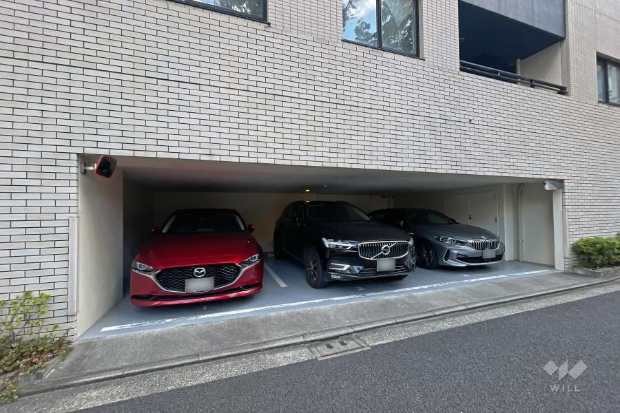 敷地内駐車場（屋外平面式）