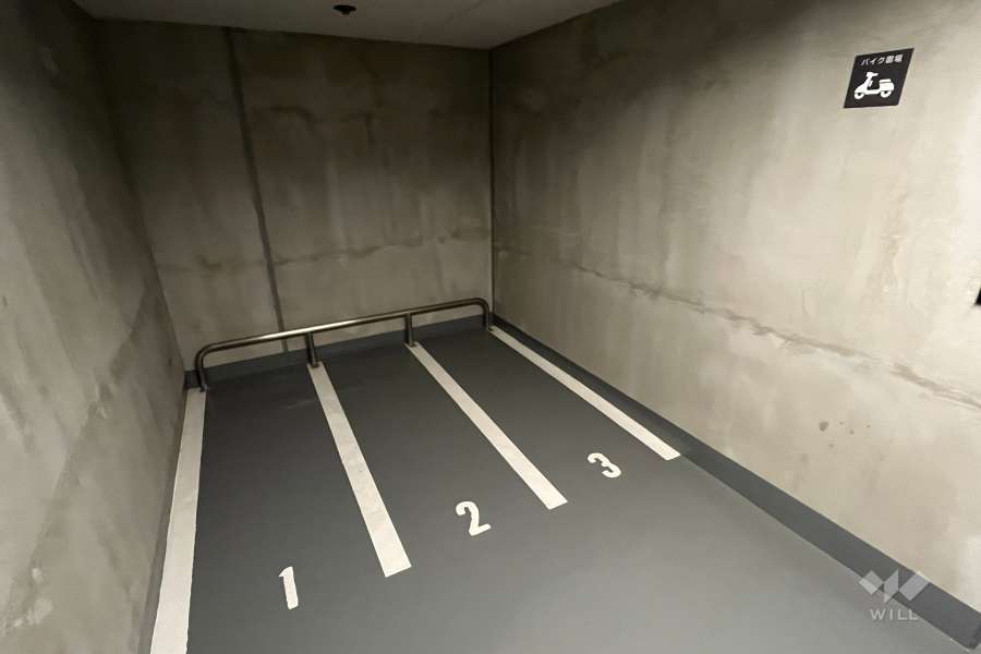 バイク置き場