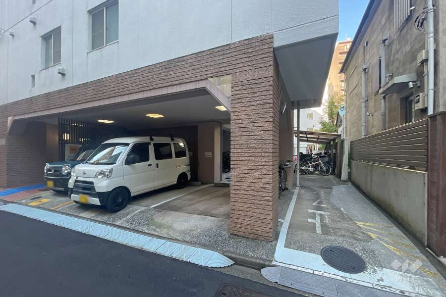 敷地内駐車場（コインパーキング）・駐輪場