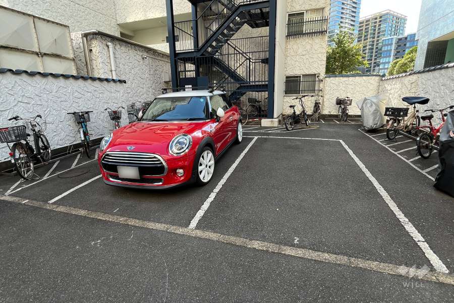 敷地内駐車場（屋外平面式）