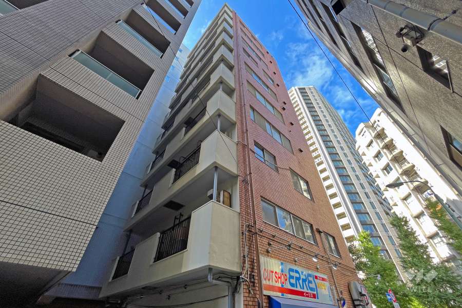 初穂マンションひがし京橋の外観（南東側から）