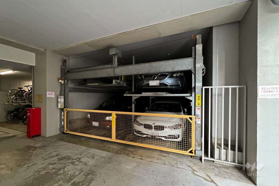 敷地内駐車場（屋内機械式）