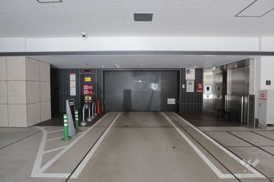 敷地内駐車場(屋内機械式)